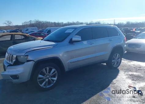 2013 Jeep Grand Cherokee Laredo z USA, uszkodzony, nr VIN 1C4RJFAG4DC568856